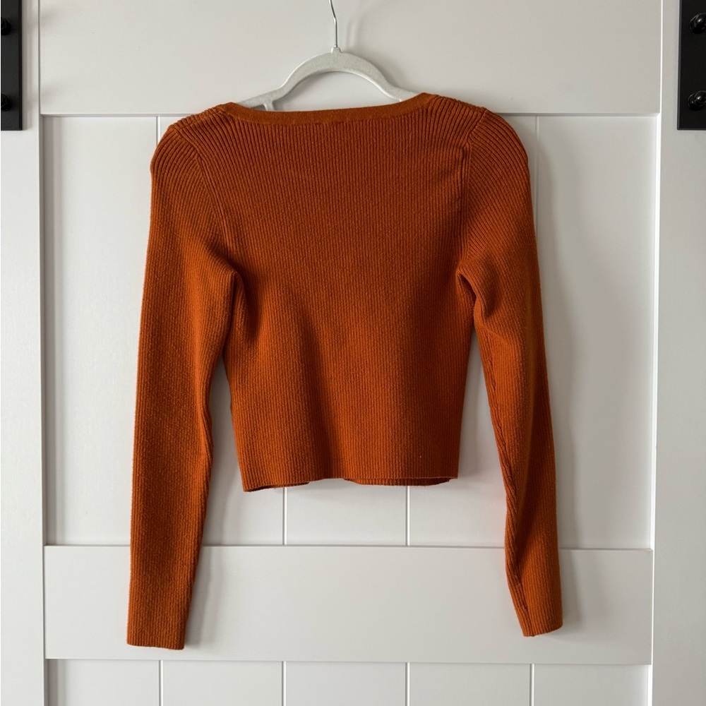 Abercrombie & Fitch Women’s Orange Button-Through Slim Sweetheart Sweater - Picture 11 of 11